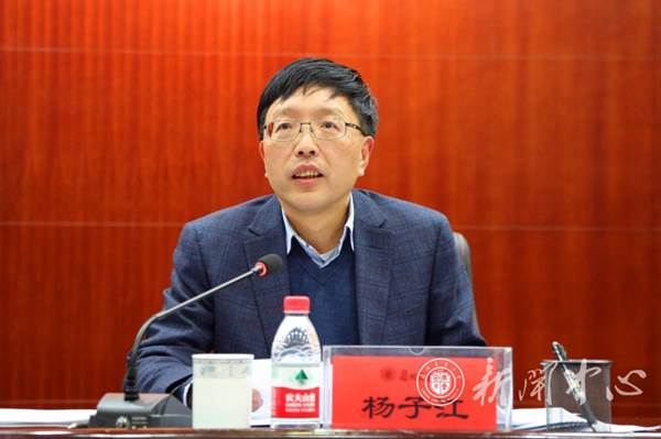 http://www.lzjtu.cn/__local/4/6E/8D/EE4375CF80C05E3454A8E139DB4_C23E9B1A_10CAA.jpg