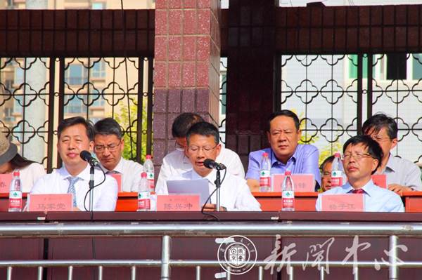 http://www.lzjtu.cn/__local/0/78/28/CA1E72B5DCA06D1B75ECF8C6A66_901AB064_1DBC7.jpg