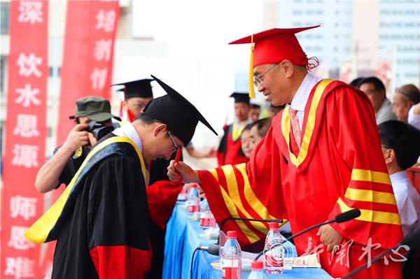 http://www.lzjtu.cn/__local/B/1E/CA/017320EFEC31F0EB6FB6B78E5F2_8BFF5FB8_680ED.jpg